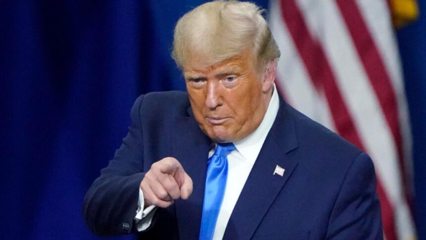 administratia trump intentioneaza sa retina 80 000 de imigranti in depozite industriale transformate in centre de detentie presa 694d0d92bce22