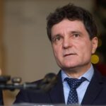nicusor dan avertisment dur pentru trump nu sunt deloc optimist ca rusia doreste pacea sau macar un armistitiu 693925f491b8f