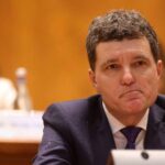 nicusor dan spune ca a gasit rusii care ar fi stricat alegerile dar nu are inca probe declaratii in presa din franta 693d73846dda4
