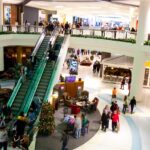 panica intr un mall din arad barbat inconstient salvat de jandarmi dupa ce s a prabusit pe scarile rulante 6953a3bba8198