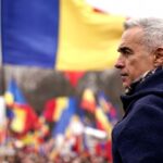 calin georgescu ajunge din nou astazi in fata magistratilor proces cu miza uriasa mobilizarea masiva a romanii care vin sa l sustina 6970630c5dcdc