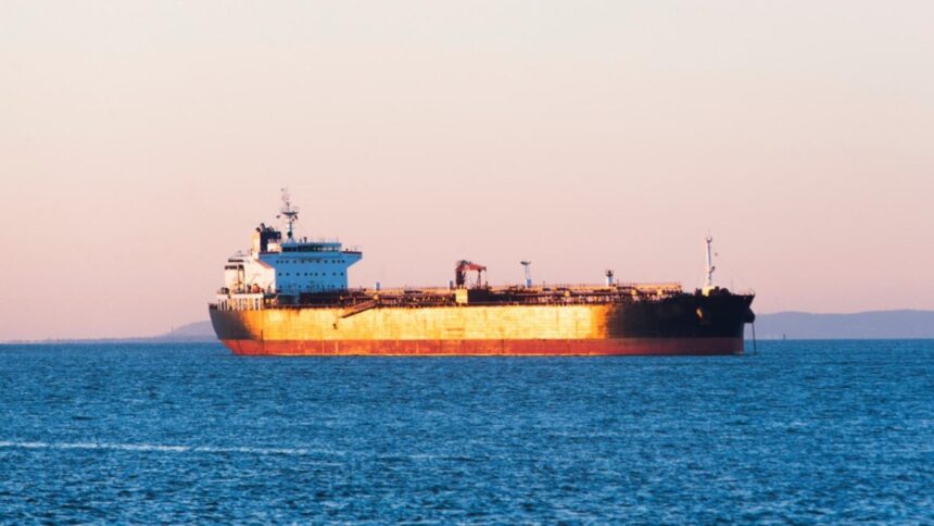 europa opreste prima nava fantoma a rusiei un petrolier suspect fortat sa paraseasca marea baltica 696a5f55bd615