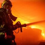 o casa a ars in totalitate in noaptea de revelion in judetul suceava pompierii au intervenit pentru stingerea a doua mari incendii din judet 69563d35178db
