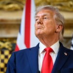 semne de intrebare dupa ce donald trump a cumparat obligatiuni netflix si warner bros de pana la 2 milioane de dolari 696de57bcf3fd