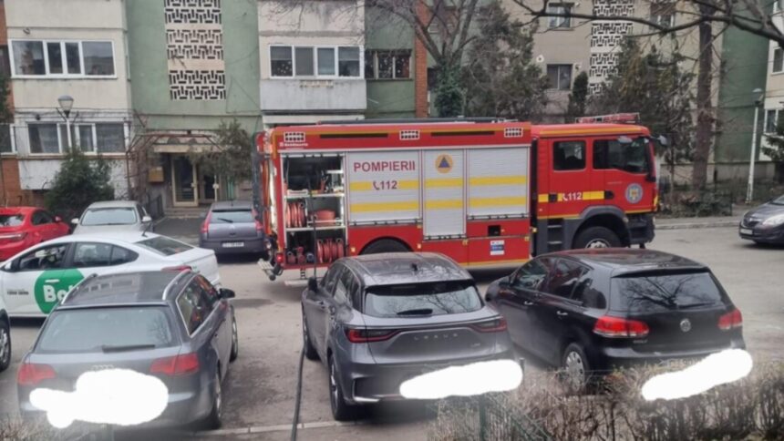 panica intr un bloc din craiova dupa izbucnirea unui incendiu locatarii s au autoevacuat 6989bcb9348d3