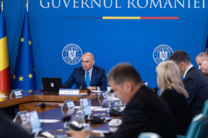 executivul pregateste masuri pentru dezvoltarea retelei de transport a energiei electrice ce le a cerut bolojan ministerelor 69afef0b5196c