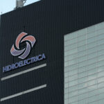 actionarii hidroelectrica vor suspendarea contractului presedintelui consiliului de supraveghere silviu avram e inculpat pentru mita 69fdd60bdc3c4