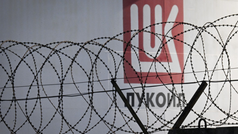 sua extind termenul limita pentru vanzarea activelor internationale ale lukoil care este data anuntata 6a1c889544e3c