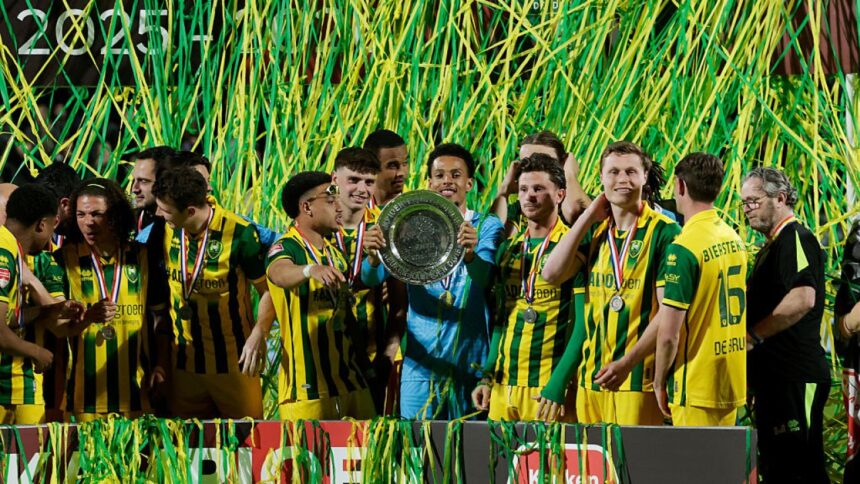 campion in liga secunda coleg cu darius olaru cu ce fundas negociaza union sg 6a378fcc3c562
