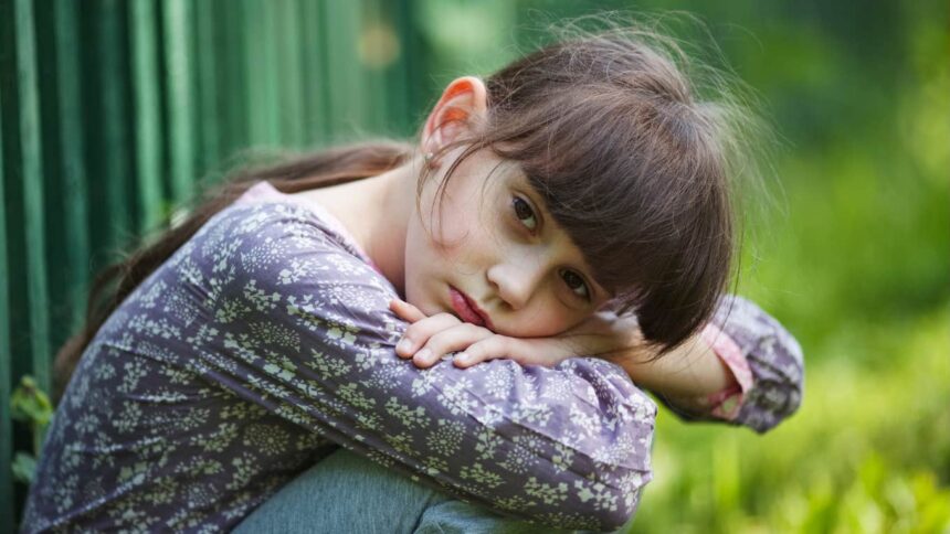 you can usually tell someone was lonely as a kid by 8 things they still do as an adult 6a2f10edcfae3